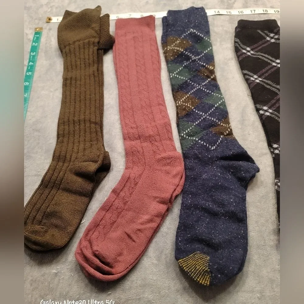 0467. EUC ~ 5 ~ Pair of Knee Socks ~ Fibromyalgia keeps me from wearing them 😪